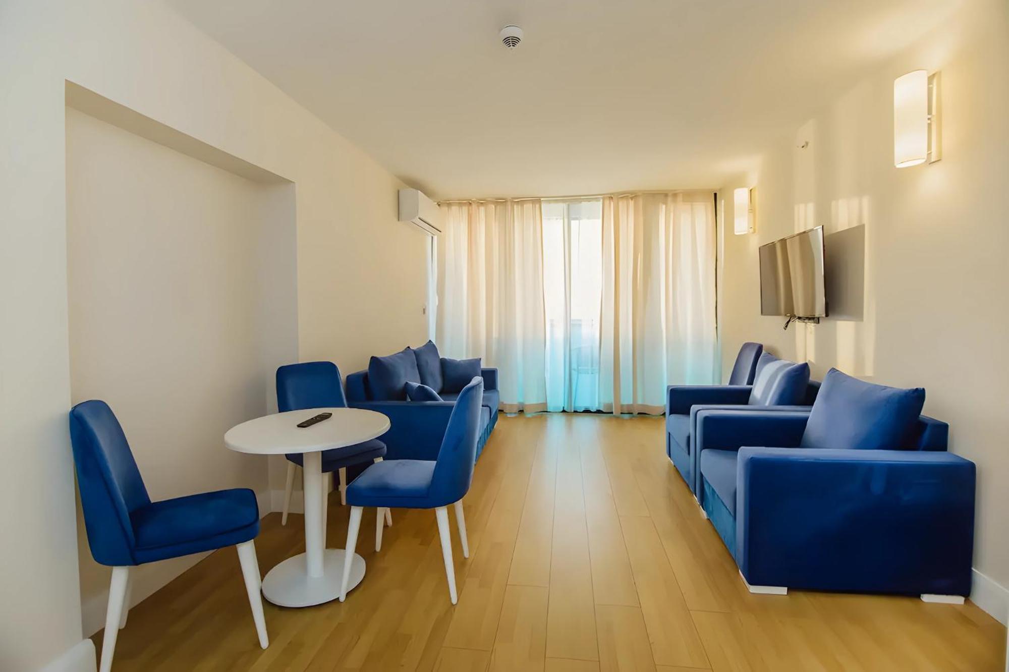 Ferienwohnung View From Above Orbi City Batumi Exterior foto